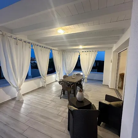 Appartement A 50 M Dal Mare, Pittulongu